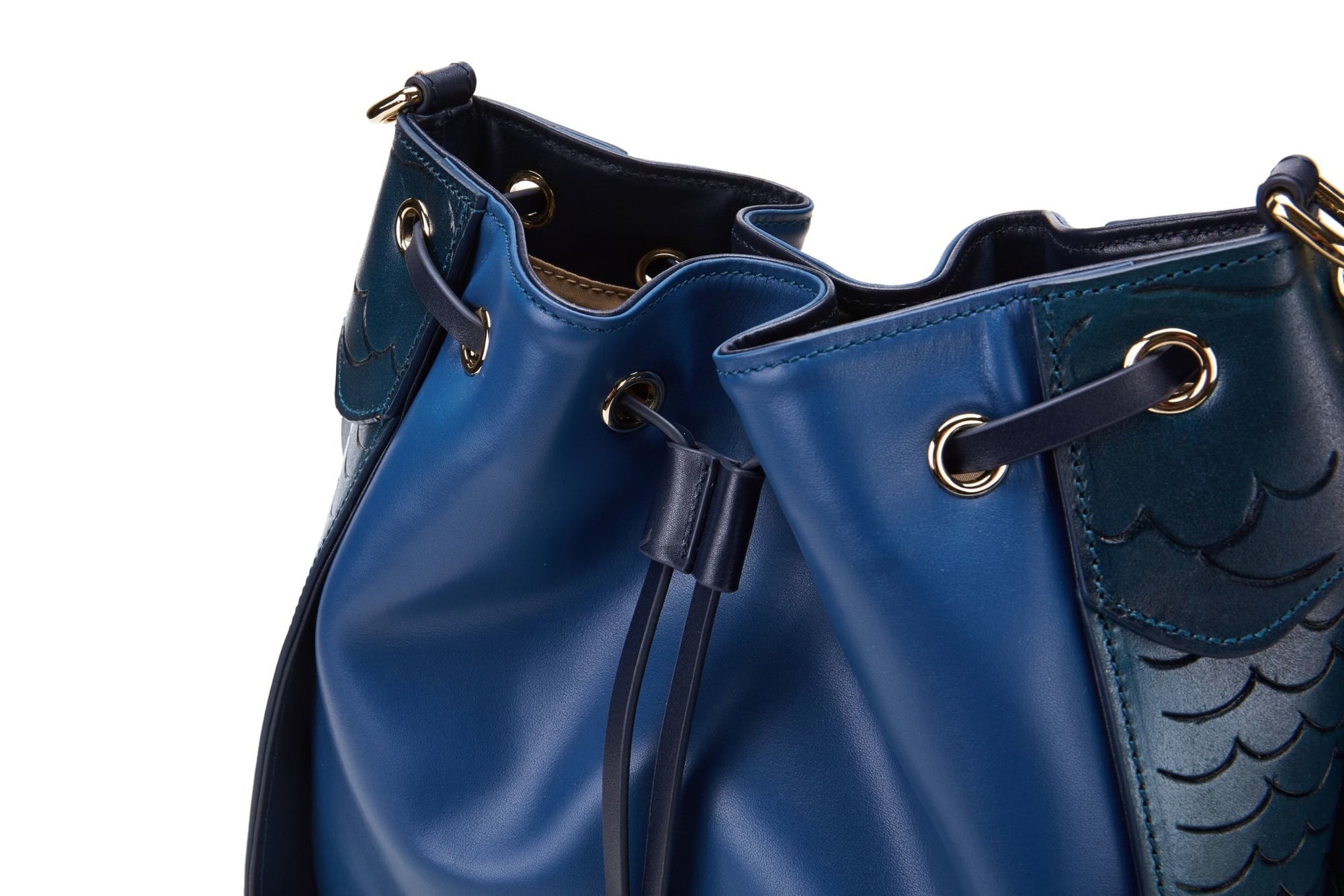 Unique Purses Carp Blue Bucket - Bellorita