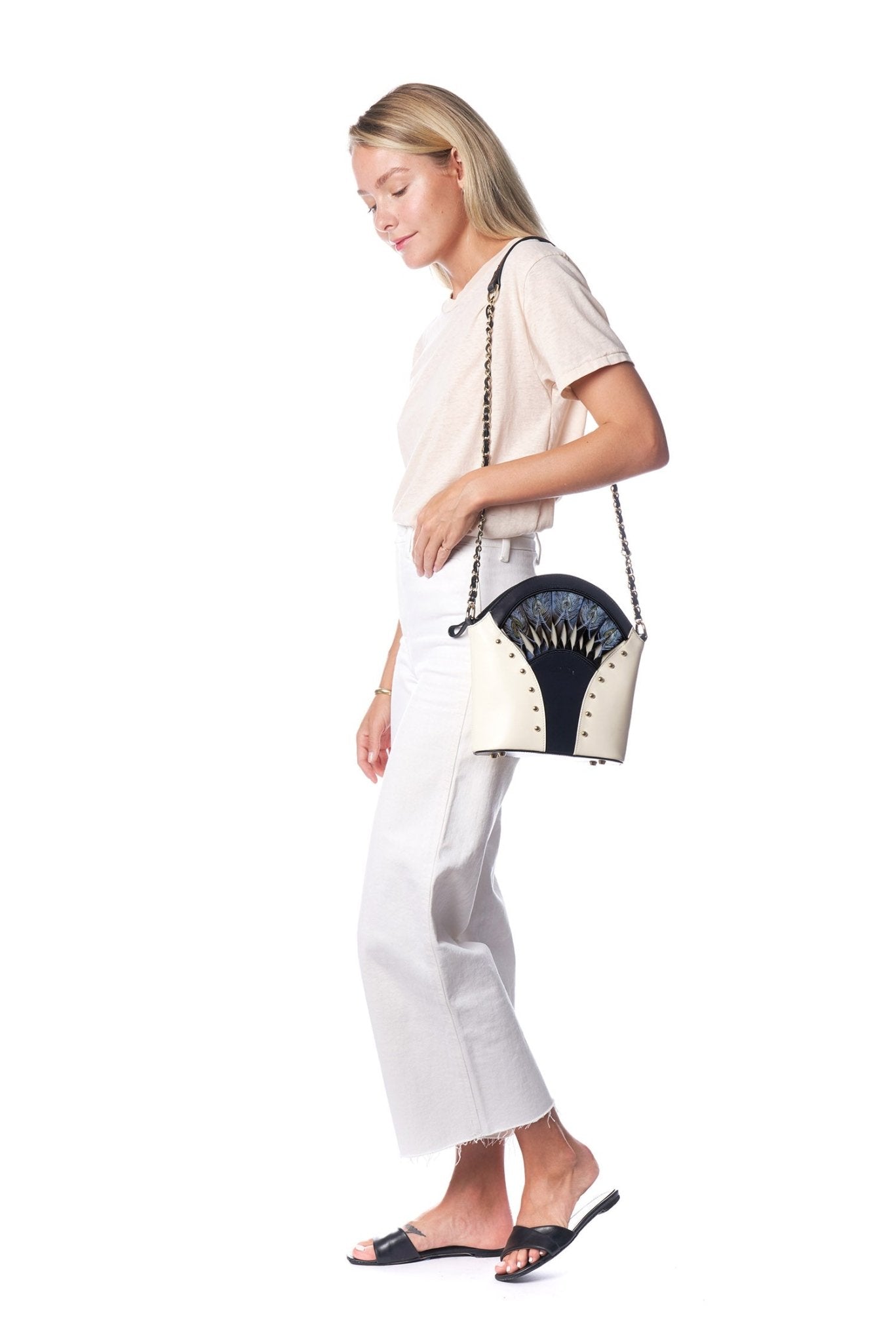 Unique Purses Feather White Shoulder Bag - Bellorita