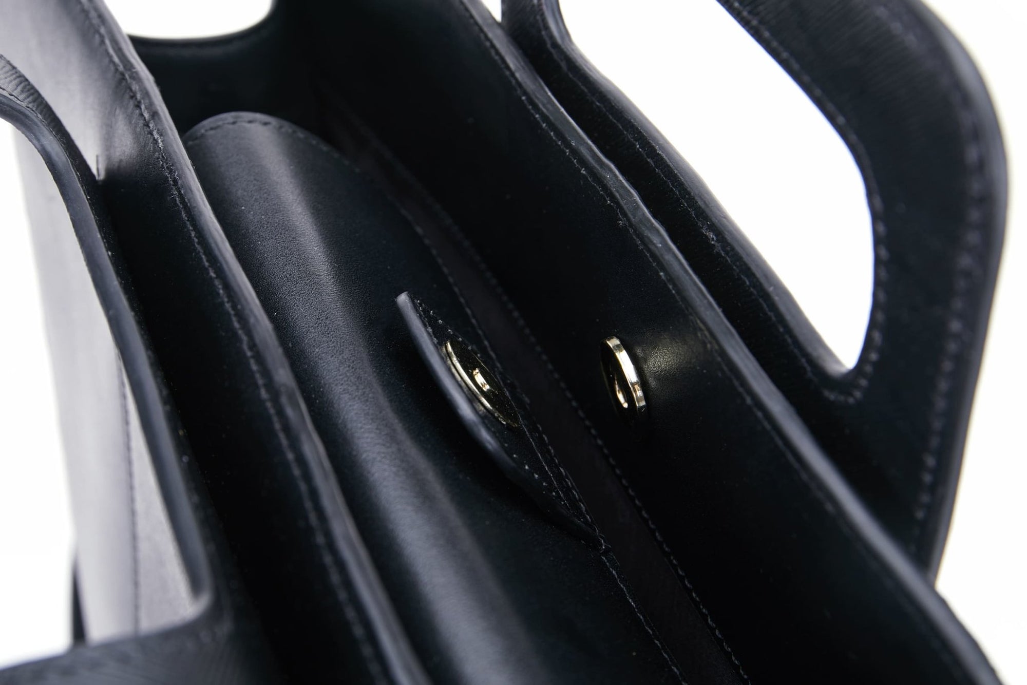 Unique Purses Wings Black Crossbody - Bellorita